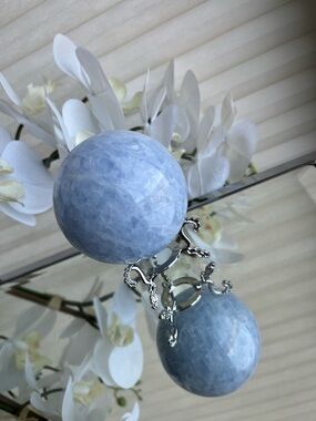 Calcite Sphere + stand